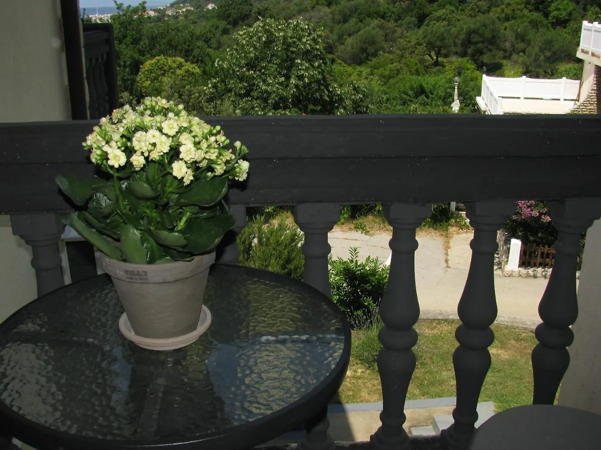 Apartments Basek Supetarska Draga