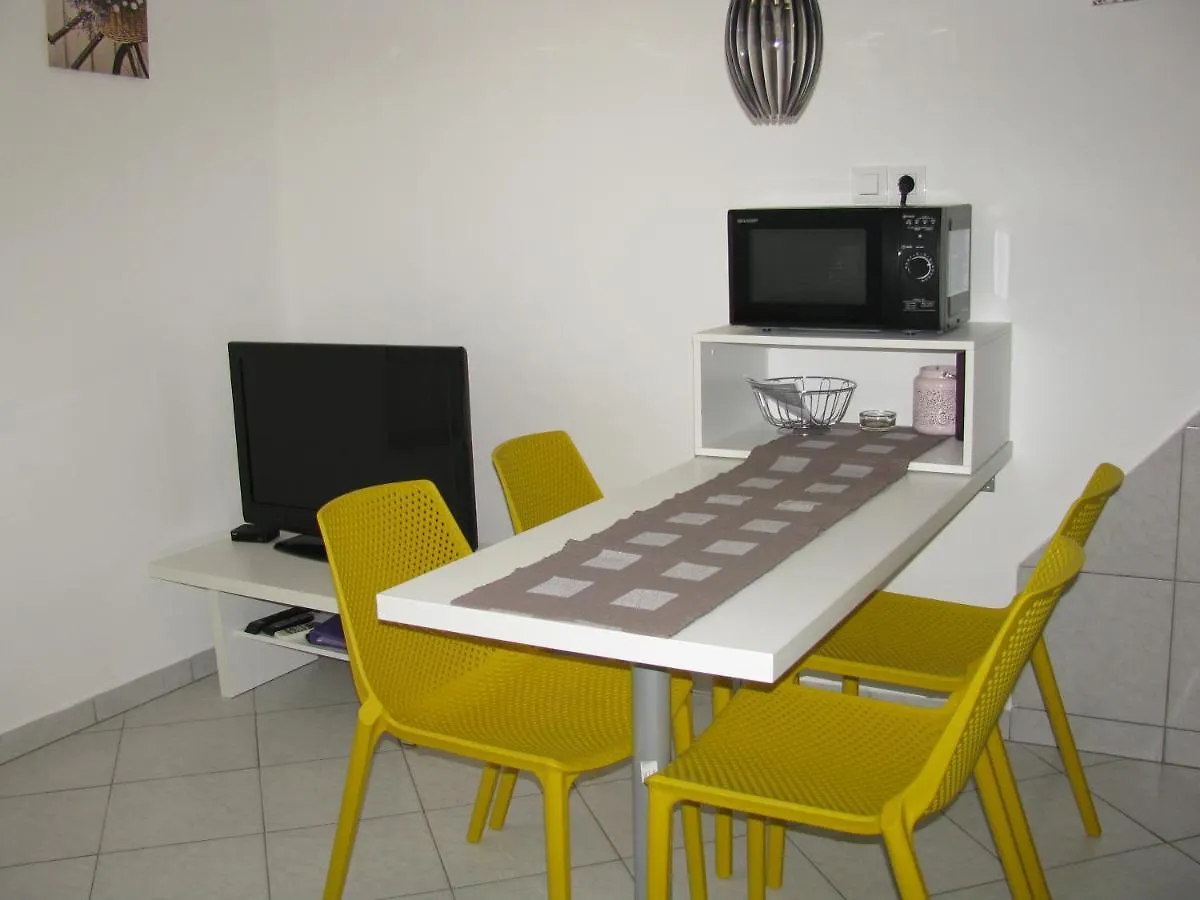 Apartments Basek Supetarska Draga