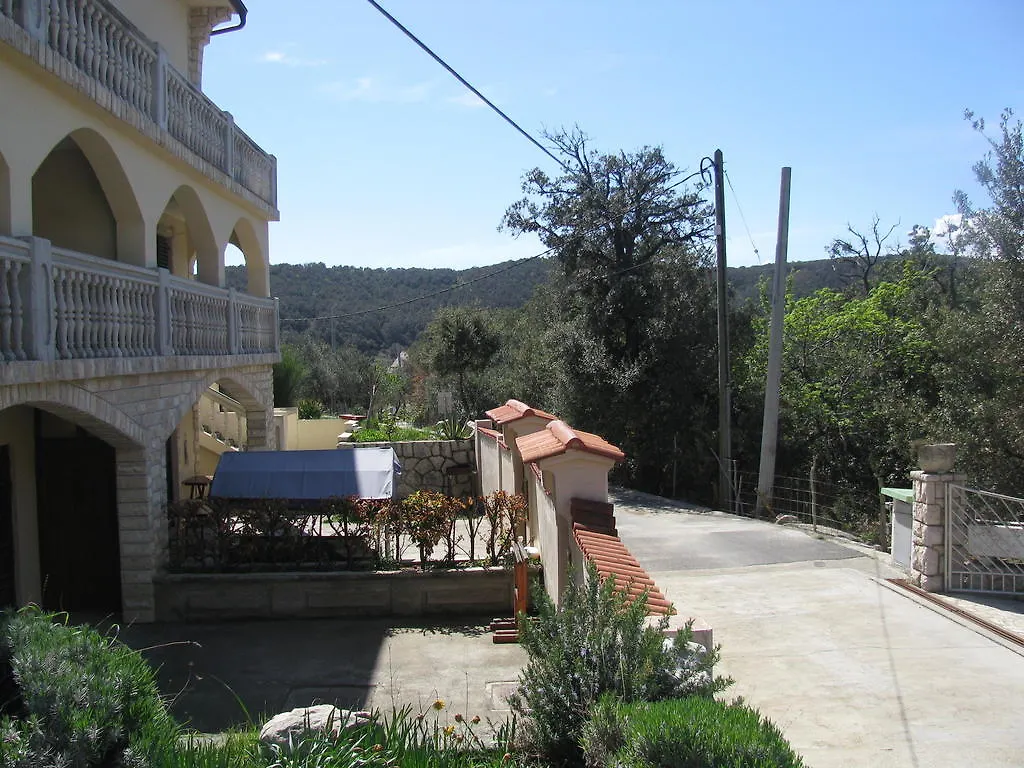 Apartments Basek Supetarska Draga